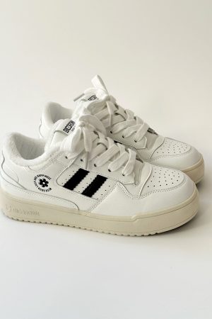 White Thick-Soled Sneakers for Spring 2025 - Versatile Casual Board Shoes for Students - Trendy Niche Design