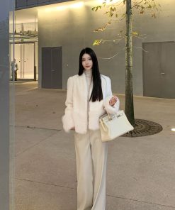 White Thickened Eco-Friendly Fur Coat for Women, Designer Quality Winter Outerwear, Chic and Stylish Winter Fashion