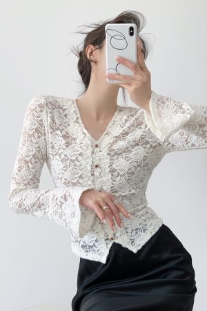 White Velvet Lace High-Quality V-Neck Long Sleeve Shirt for Women - Light Luxury Winter Top