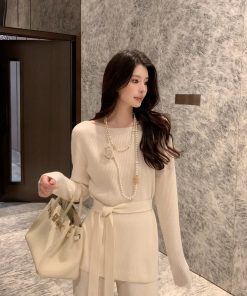 White Wool Knit Sweater and Straight Leg Pants Two-Piece Set for Women, Slim Fit, Chic Style, 90s Inspired Fashion