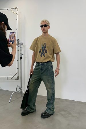 White/Khaki Biochemical Human Print Short Sleeve T-Shirt - 90s Inspired Graphic Tee, Casual Streetwear Style