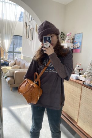 Wide-Brimmed Wool Hat - Face-Slimming Sweet Bean Bowl Hat in Korean Style for Cozy Fashion