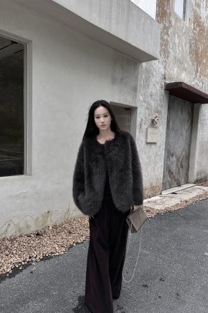 Wide-Leg Corduroy Casual Pants for Women - Pleated Design, Floor-Length, Relaxed Fit, Versatile Spring/Summer Fashion