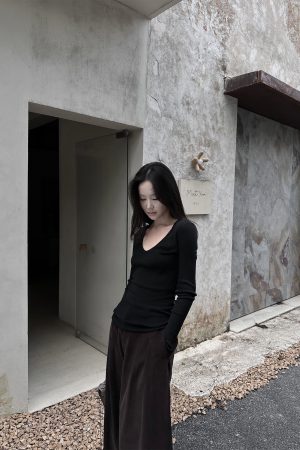 Wide-Leg Corduroy Casual Pants for Women - Pleated Design, Floor-Length, Relaxed Fit, Versatile Spring/Summer Fashion