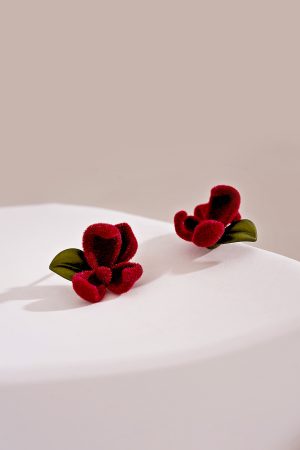 Wine Red Gardenia Flower Stud Earrings â€“ High-End Velvet Design, French Retro & Hong Kong Style Ear Accessories for Autumn/Winter