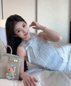 Winter Bowknot Faux Fur Neck Hanging Vest - Women's Backless Knitted Top for Eco-friendly Fashion