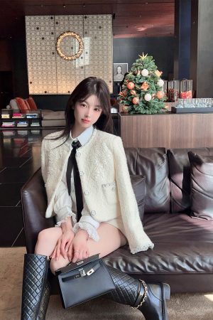 Winter Down Liner 30% Wool Embroidered Elegant Women's Short Wool Overcoat