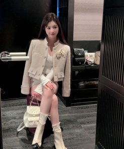 Winter Down Liner Short Woolen Coat for Women with Brooch - Cozy Layering Essential, Perfect for 90s and Y2K Styles