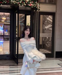 Winter Off-Shoulder Knitted Top Set with Lace Vest - Women's Trumpet Sleeve Two-Piece Outfit in White - Y2K Fashion Style