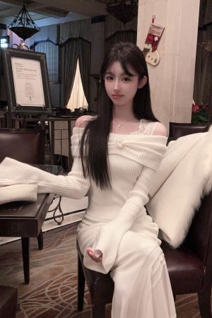 Winter Off-Shoulder Knitted Top Set with Lace Vest - Women's Trumpet Sleeve Two-Piece Outfit in White - Y2K Fashion Style
