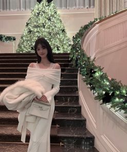 Winter Off-Shoulder Knitted Top Set with Lace Vest - Women's Trumpet Sleeve Two-Piece Outfit in White - Y2K Fashion Style