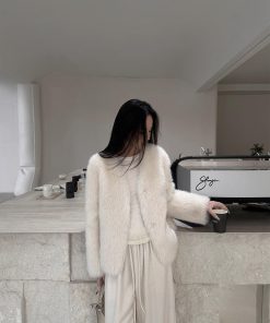 Winter Plush Faux Fur One-Piece Coat for Women - Thick Vintage Imitation Fox Fur, Eco-Friendly, Cozy Outerwear