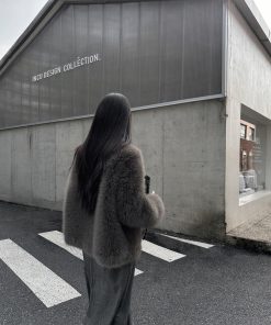 Winter Plush Faux Fur One-Piece Coat for Women - Thick Vintage Imitation Fox Fur, Eco-Friendly, Cozy Outerwear