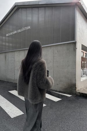 Winter Plush Faux Fur One-Piece Coat for Women - Thick Vintage Imitation Fox Fur, Eco-Friendly, Cozy Outerwear
