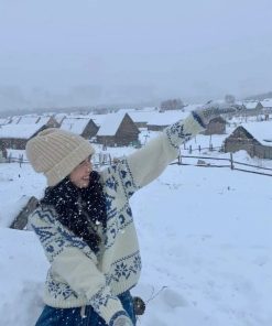 Winter Ski Nordic Retro Fair Isle Christmas Tree Sweater Cardigan for Women - Cozy Loose Knit Holiday Fashion