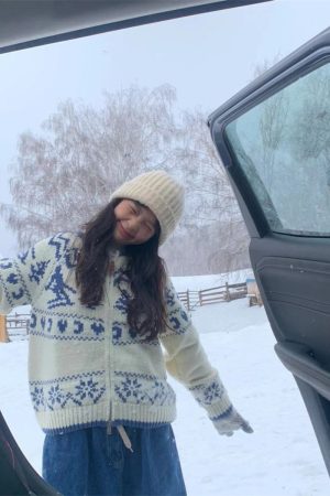 Winter Ski Nordic Retro Fair Isle Christmas Tree Sweater Cardigan for Women - Cozy Loose Knit Holiday Fashion