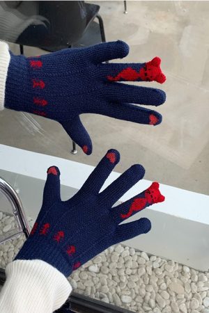Winter Touchscreen Split-Finger Gloves for Women, Cute Korean-Style Plush Warm Cycling Accessories in Christmas Red