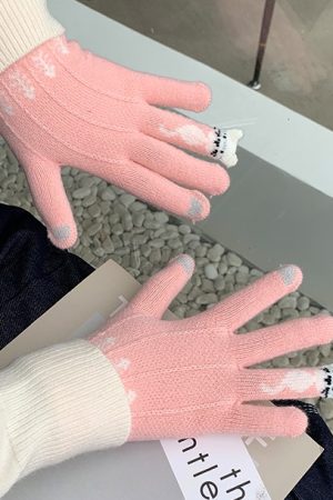 Winter Touchscreen Split-Finger Gloves for Women, Cute Korean-Style Plush Warm Cycling Accessories in Christmas Red