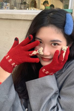 Winter Touchscreen Split-Finger Gloves for Women, Cute Korean-Style Plush Warm Cycling Accessories in Christmas Red