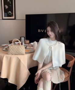 Winter White Mink Velvet Knitted Shawl Cape Set with Inner Vest - Women's Two-Piece Set for Cozy Chic Style