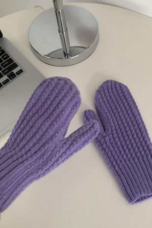 Winter Women's Cute Japanese-Style Fingerless Knitted Cycling Gloves - Warm & Cold-Resistant Fashion Accessory