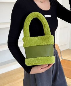 Women's 2025 Spring Summer Lamb Wool Bucket Bag, Color-Blocking Fluffy Handheld Plush Handbag