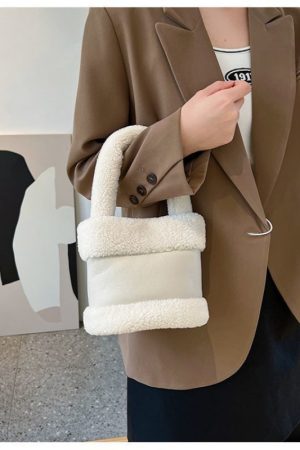 Women's 2025 Spring Summer Lamb Wool Bucket Bag, Color-Blocking Fluffy Handheld Plush Handbag