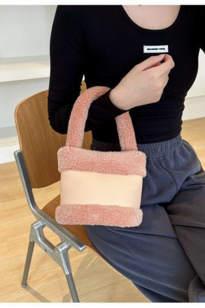 Women's 2025 Spring Summer Lamb Wool Bucket Bag, Color-Blocking Fluffy Handheld Plush Handbag
