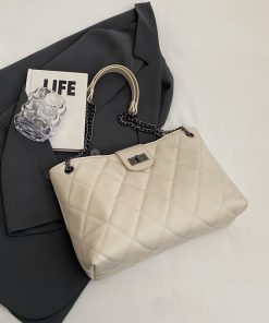 Women's 2025 Spring/Summer Korean Style Diamond Quilted Chain Tote Bag - Small Fragrant Design, Large Capacity Fashion Bag