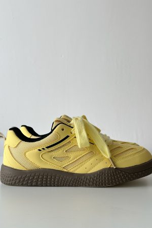 Women's 2025 Versatile White Sneakers - Soft Sole Design for Comfort, Trendy and Stylish Footwear for Everyday Wear