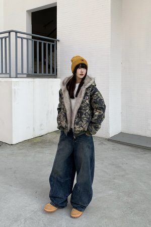 Women's 2025 Winter Camouflage Fur-Collared Jacket with Hood, Trendy Thick Cotton Coat, American Style Outerwear