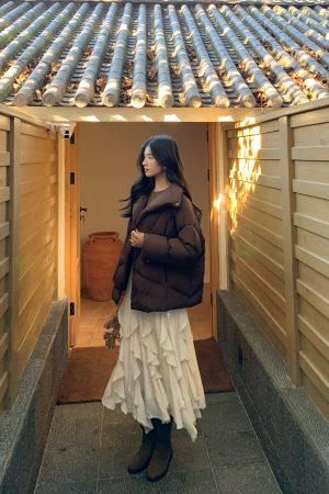 Women's 90% White Duck Down Jacket with Lapel - Warm Loose Winter Bread Coat, Versatile Outerwear, Chic and Cozy Style