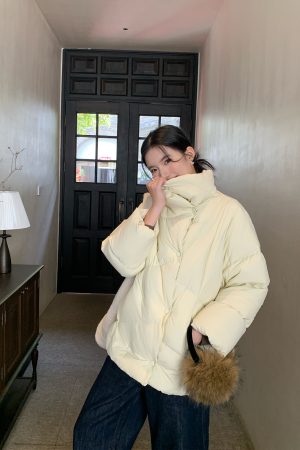 Women's 90% White Duck Down Jacket with Lapel - Warm Loose Winter Bread Coat, Versatile Outerwear, Chic and Cozy Style