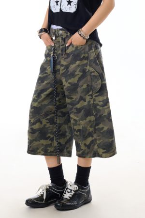 Women's American Style Camouflage Deconstructed Casual Seven-Point Pants with Multi-Pocket Design - Retro Work Shorts