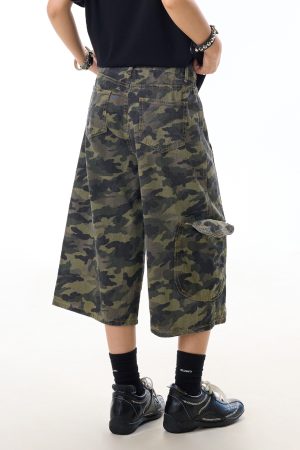 Women's American Style Camouflage Deconstructed Casual Seven-Point Pants with Multi-Pocket Design - Retro Work Shorts