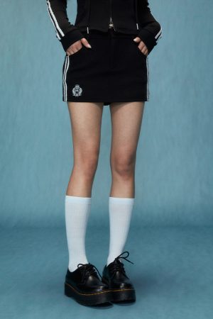 Women's Black Midi Bodycon Skirt - 2025 Autumn Winter Collection, Stylish Short Skirt for Petite Sizes, Trendy Everyday Wear