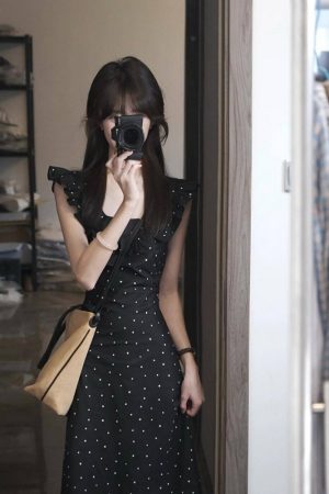 Women's Black Polka Dot Doll Collar Dress - Waist-Cinching, Elegant Long Summer Dress for Gentle Vacation Style