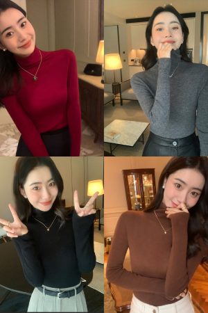 Women's Black Turtleneck Wool Base Layer - Slim Fit, Flattering Knitted Top for Autumn and Winter, Versatile Stylish Essential