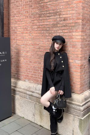 Women's Black Wool Beret Hat - Autumn Winter Leather Spliced Octagonal Painter Style, Versatile Pumpkin Hat for Chic Looks