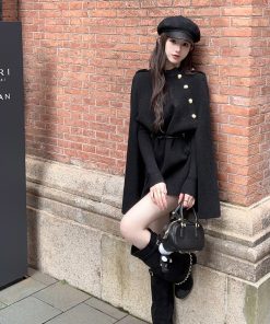 Women's Black Wool Beret Hat - Autumn Winter Leather Spliced Octagonal Painter Style, Versatile Pumpkin Hat for Chic Looks