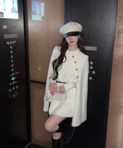 Women's Black Wool Beret Hat - Autumn Winter Leather Spliced Octagonal Painter Style, Versatile Pumpkin Hat for Chic Looks