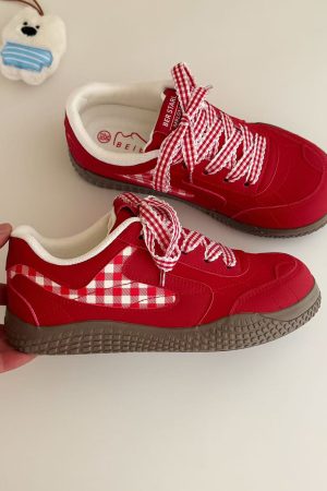 Women's Breathable Platform Sneakers - Thick-Soled White Shoes for Summer 2025, Versatile Student Footwear, Stylish Casual 90s Vibe