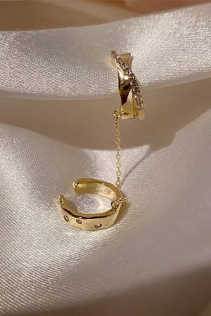 Women's Clip-On Ear Bone Earrings, High-End Korean Style, 2025 New Trend, Niche Design for Effortless Elegance