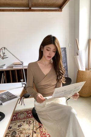 Women's Cross V-Neck Long Sleeve Knitted Top - Autumn Winter Slim Fit Sexy Style in Pure Desire Korean Fashion