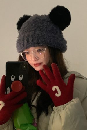 Women's Cute Thickened Bear Knitted Bucket Hat - Plush Winter Hat for Autumn, Versatile White Beanie