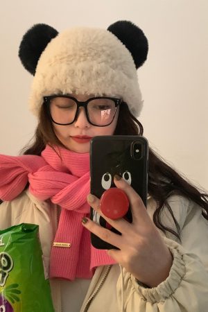 Women's Cute Thickened Bear Knitted Bucket Hat - Plush Winter Hat for Autumn, Versatile White Beanie
