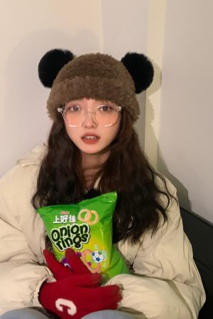 Women's Cute Thickened Bear Knitted Bucket Hat - Plush Winter Hat for Autumn, Versatile White Beanie