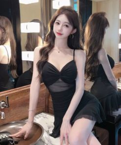 Women's Deep V-Neck Spaghetti Strap Mermaid Hem Dress - Slim Fit Waist-Cinching Evening Gown for Nightclub Wear