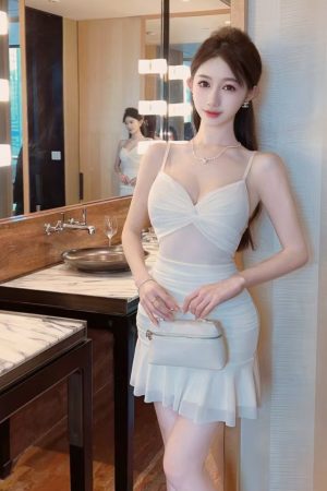 Women's Deep V-Neck Spaghetti Strap Mermaid Hem Dress - Slim Fit Waist-Cinching Evening Gown for Nightclub Wear