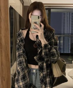 Women's Early Spring American Retro Long Sleeve Plaid Shirt - Trendy Mid-Length Jacket for Petite Sizes in Spring and Autumn